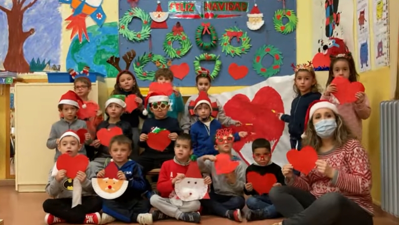 El Colegio San Francisco felicita la Navidad a través de un vídeo ‘Con mucho corazón’